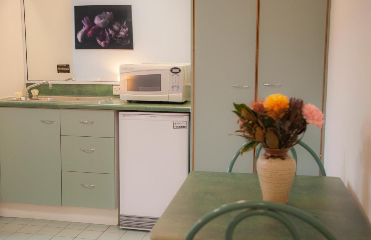 Chermside Court Motel Brisbane Bagian luar foto