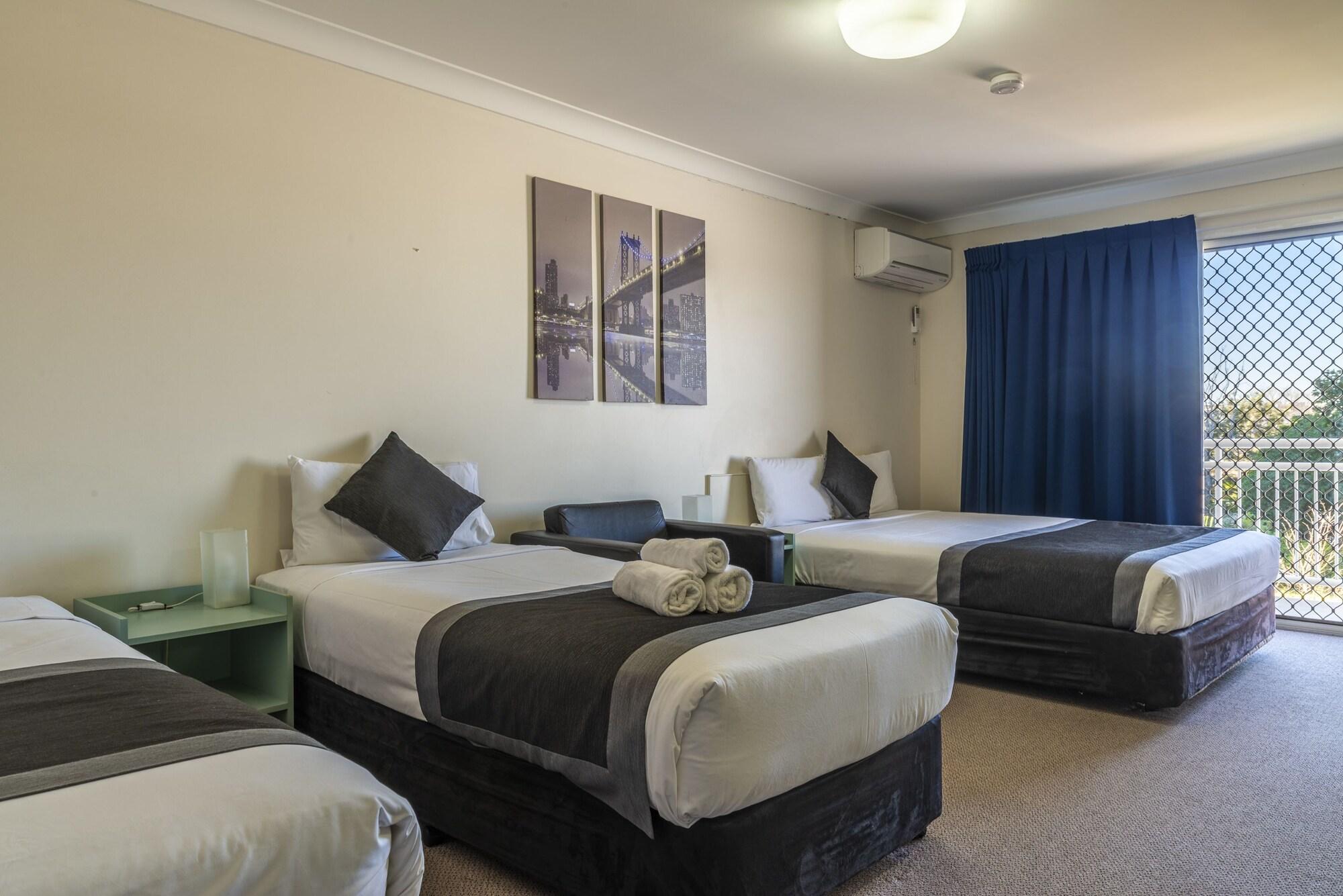 Chermside Court Motel Brisbane Bagian luar foto