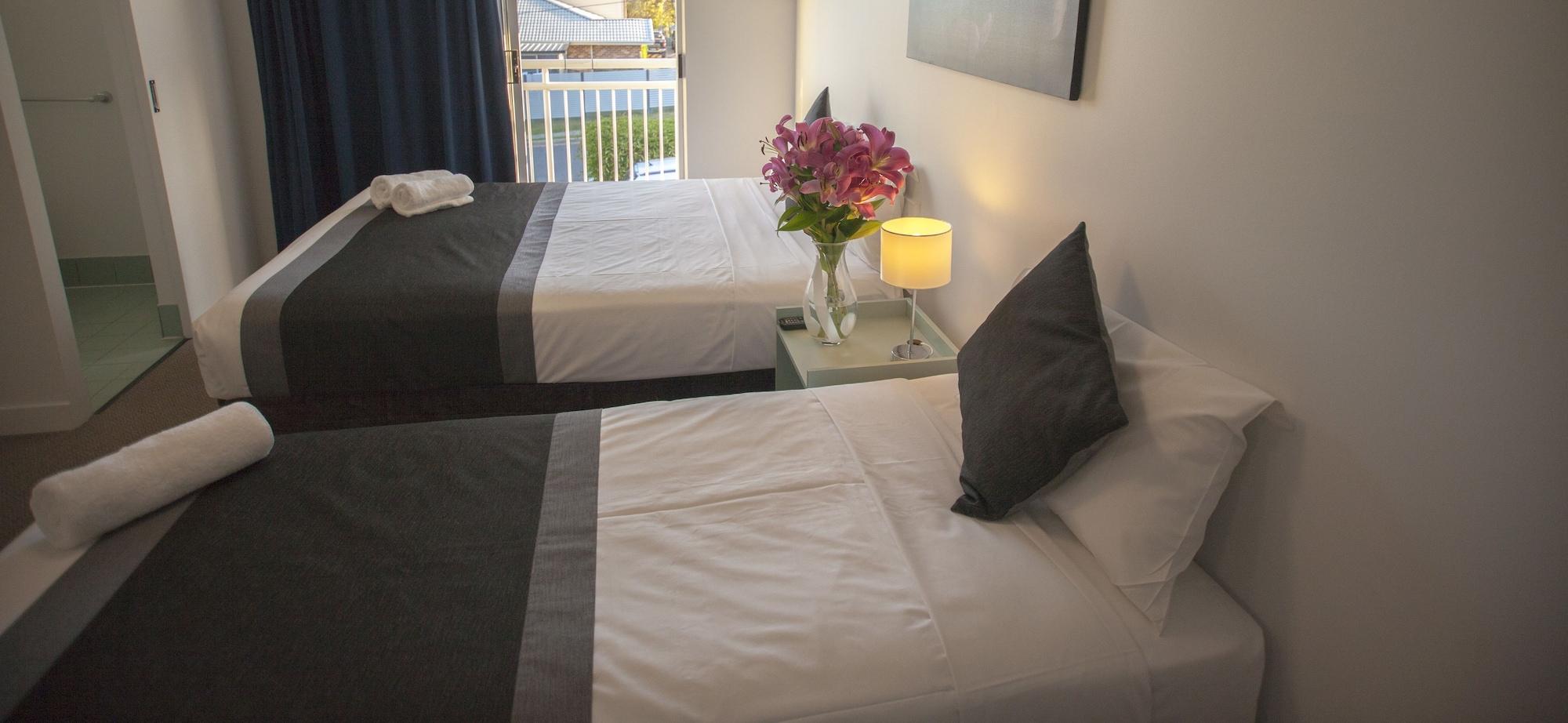 Chermside Court Motel Brisbane Bagian luar foto