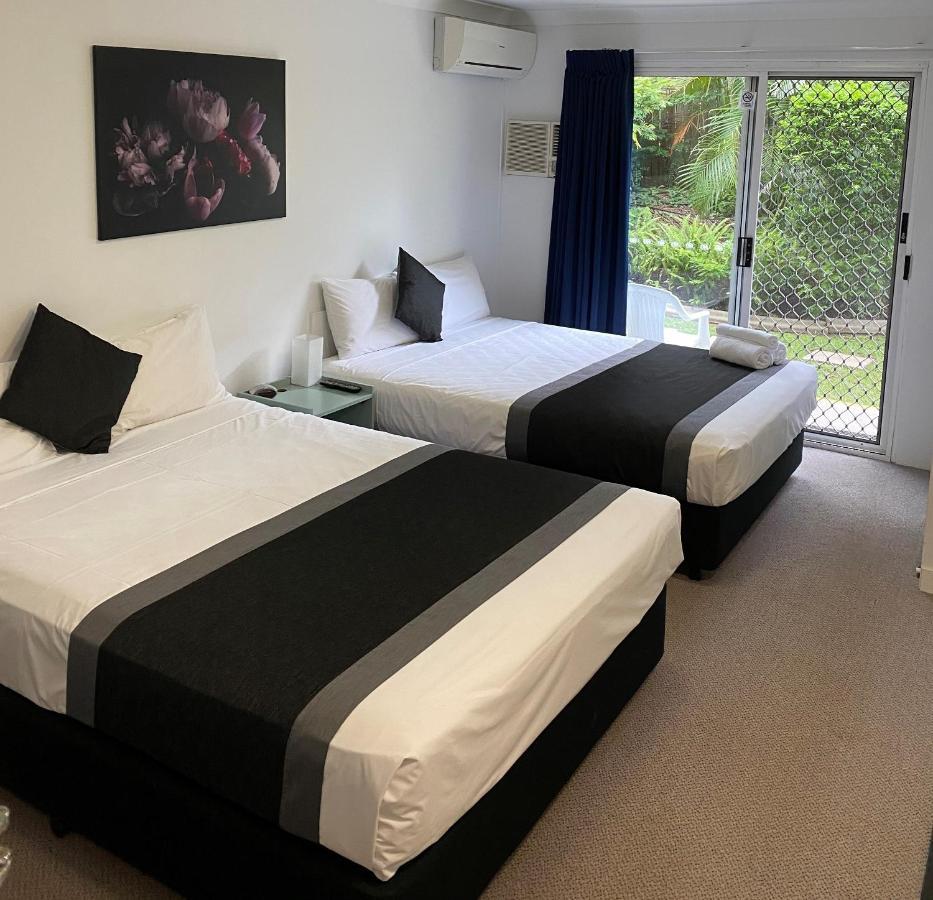 Chermside Court Motel Brisbane Bagian luar foto